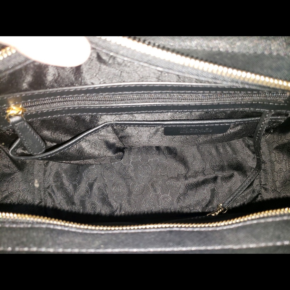 Authentic Michael Kors Purse - image 4